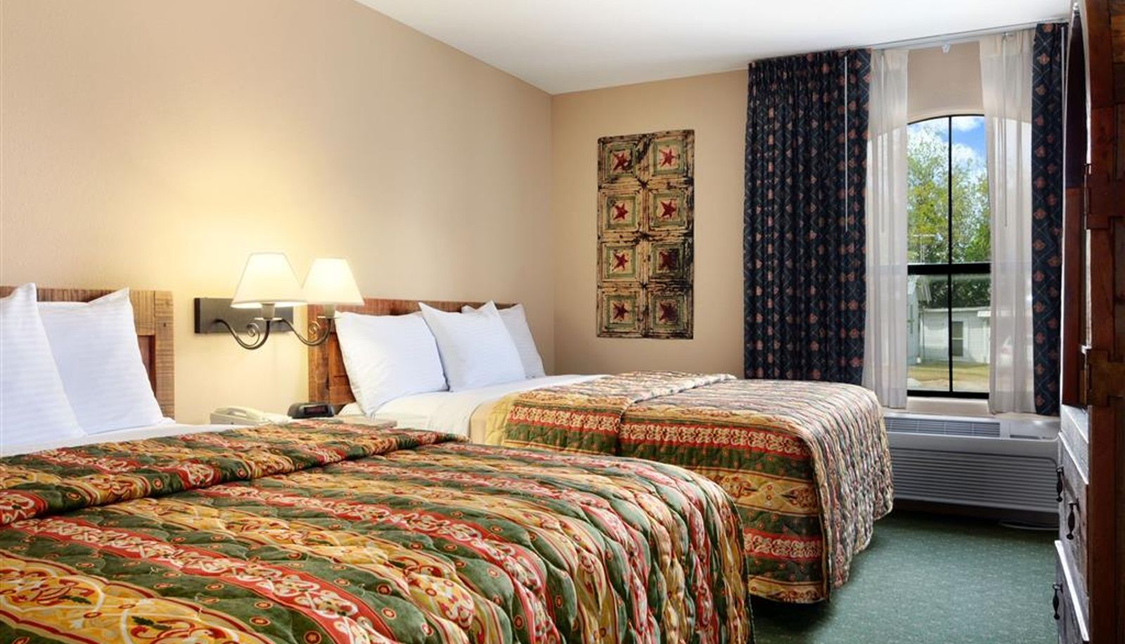 Room - Days Inn & Suites by Wyndham Llano