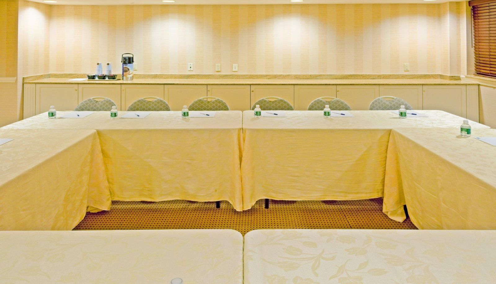 Conference room - Rockville Centre Hotel