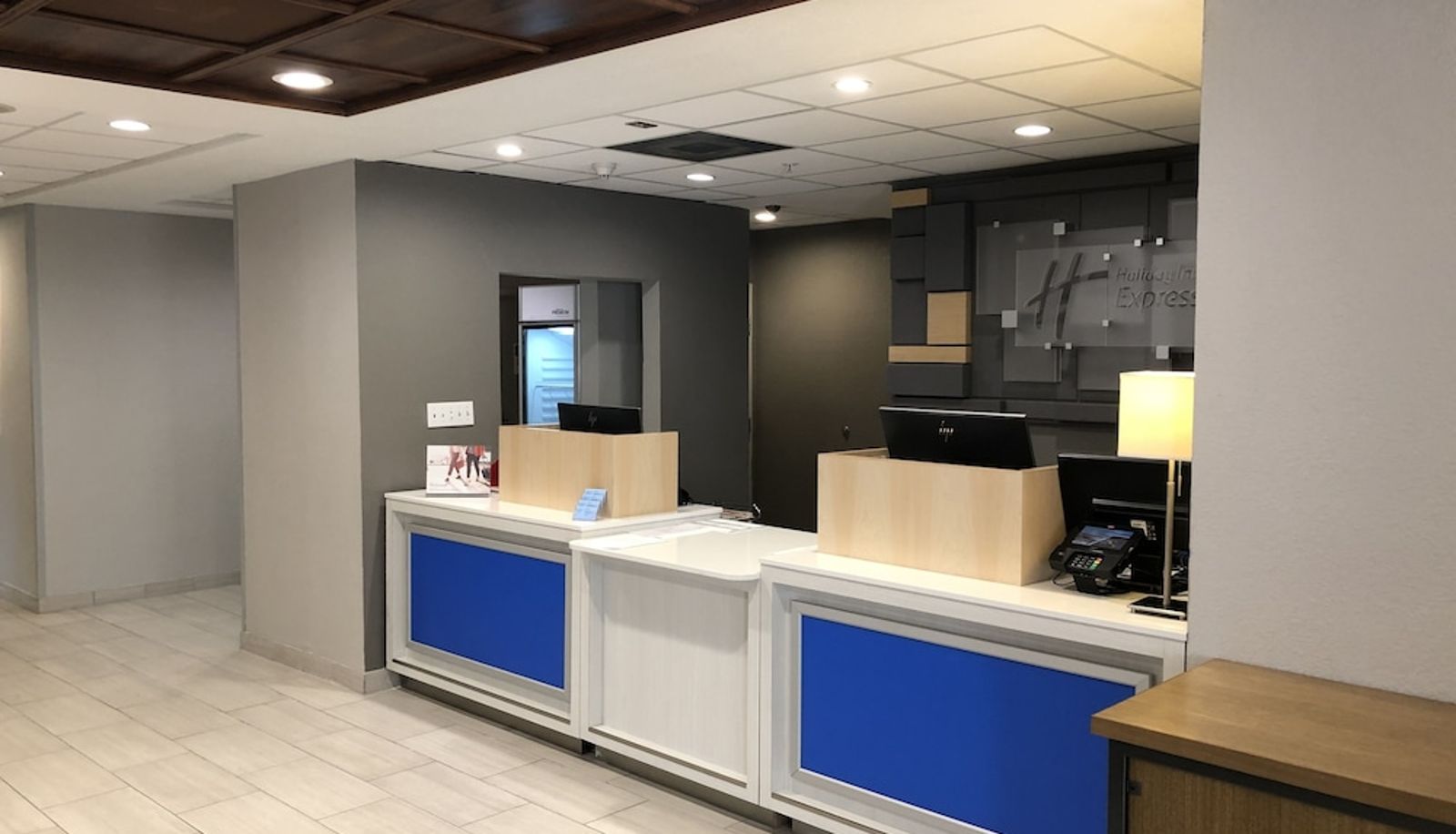 Recepcja - Holiday Inn Express WEST PALM BEACH METROCENTRE by IHG