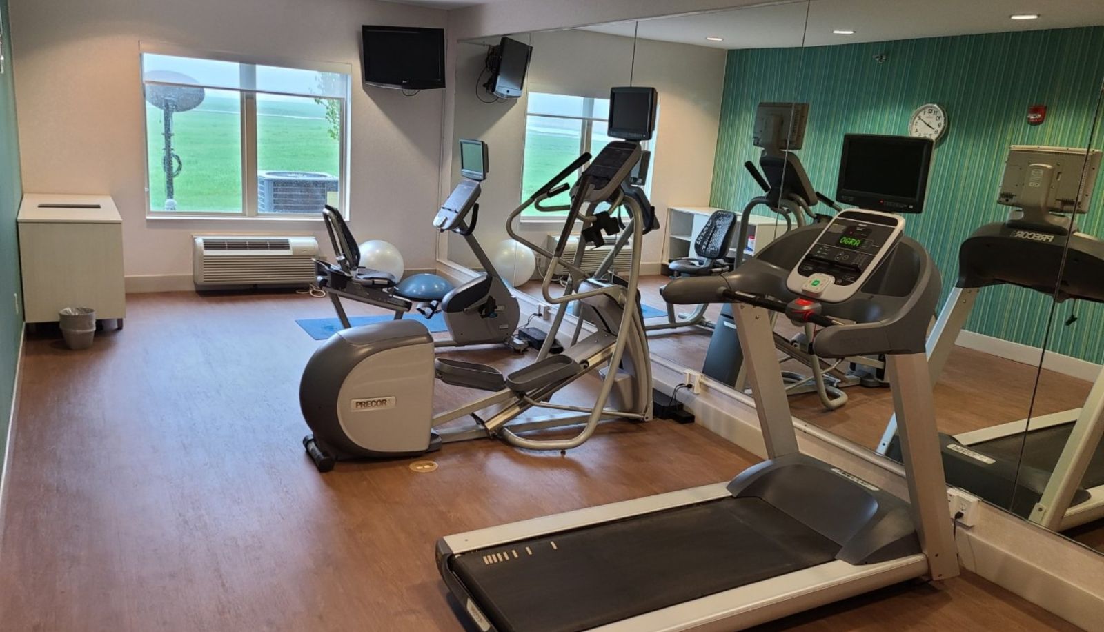 Espace bien-être et fitness - Holiday Inn Express & Suites SHELDON by IHG