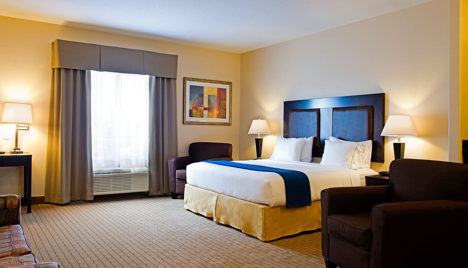 Zimmer - Holiday Inn Express & Suites REGINA-SOUTH by IHG