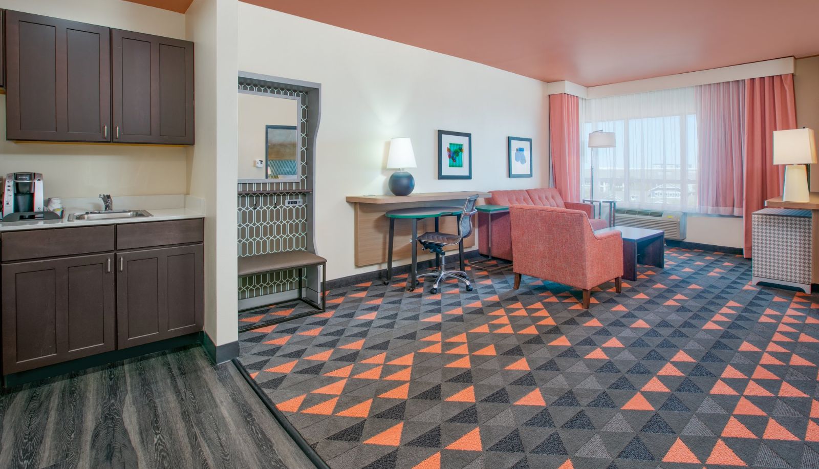 Zimmer - Holiday Inn DFW AIRPORT SOUTH by IHG