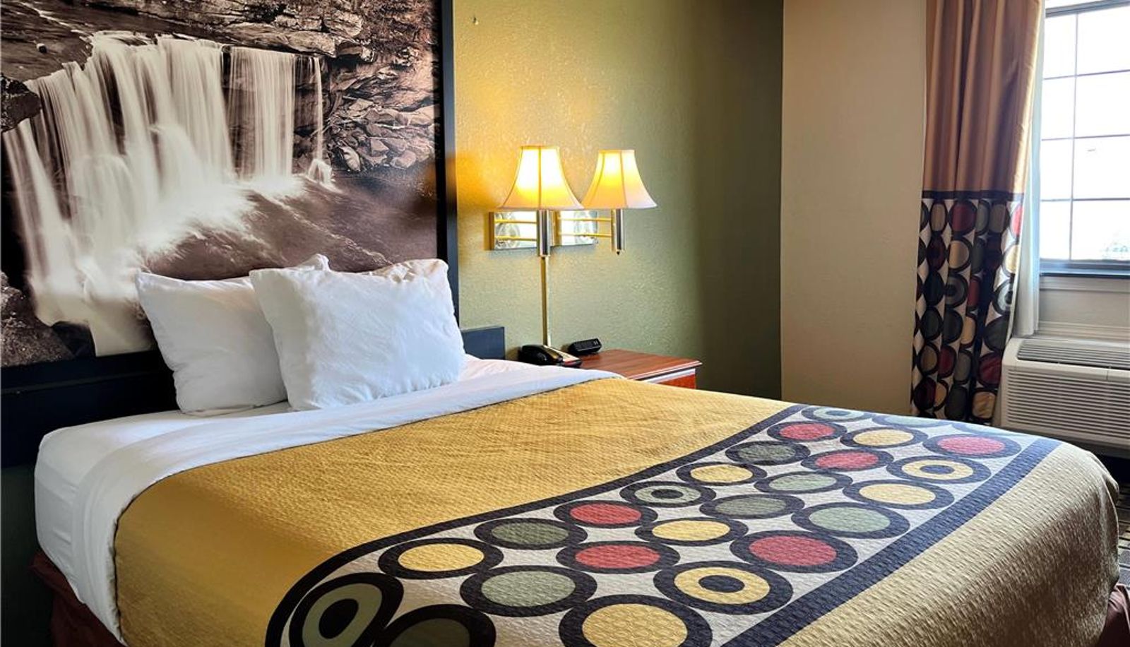 Zimmer - Super 8 by Wyndham Madison IN