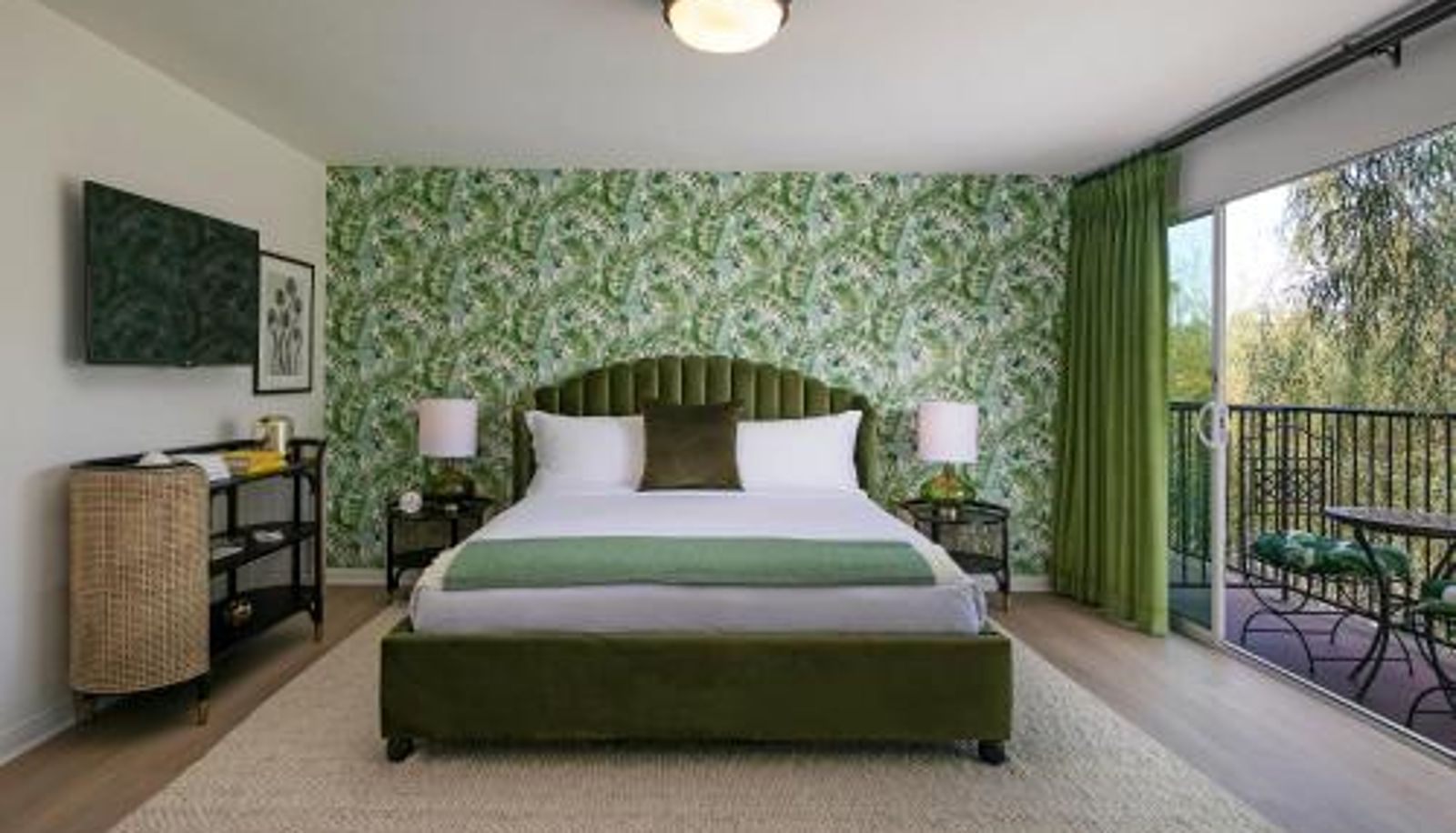 Info - The Colony Palms Hotel and Bungalows - Adults Only