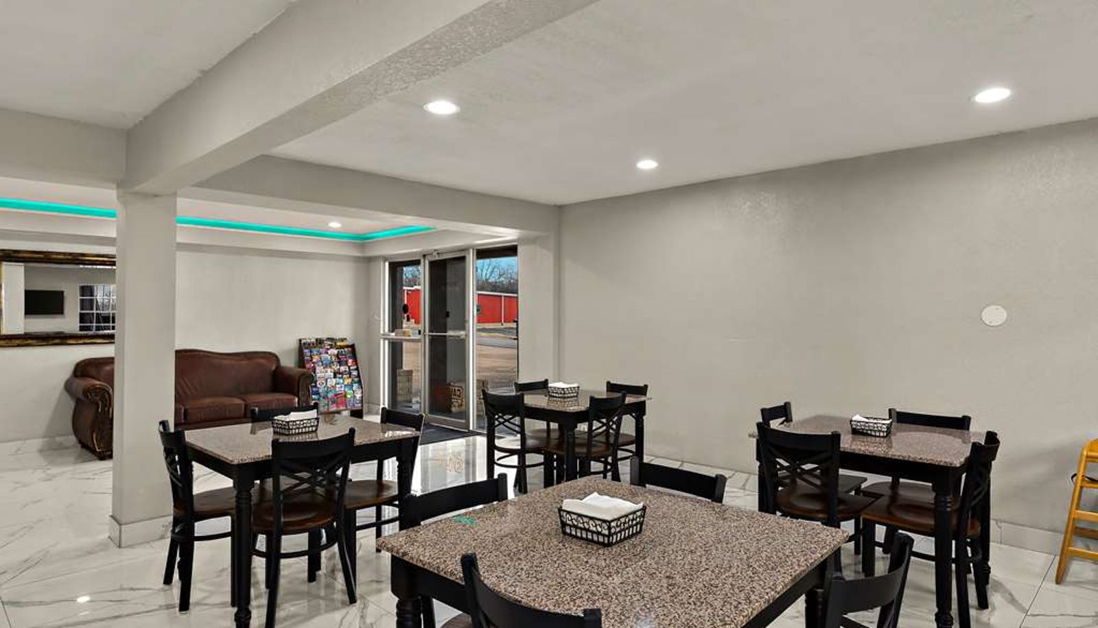 Restaurant - Knights Inn Belton