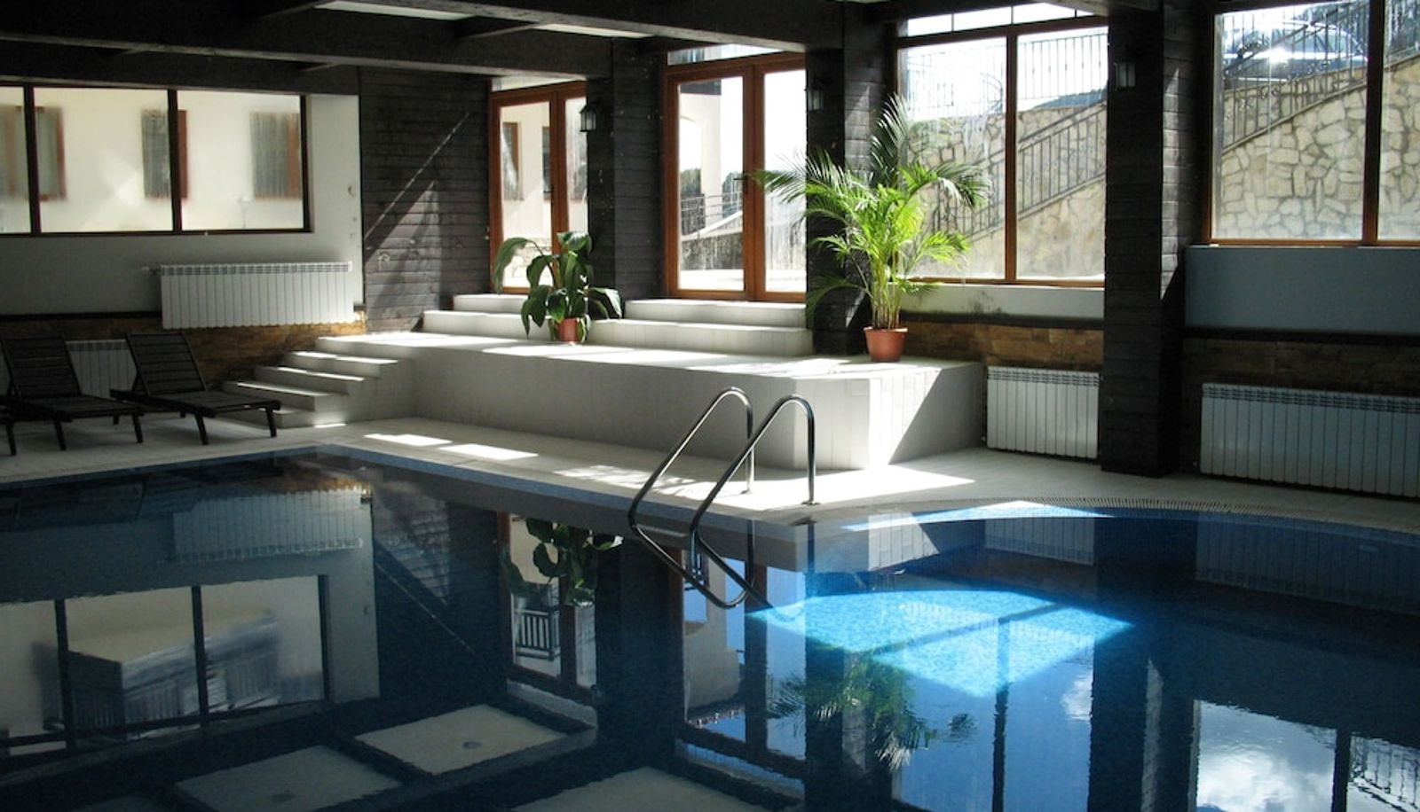 Pool - All Seasons Club
