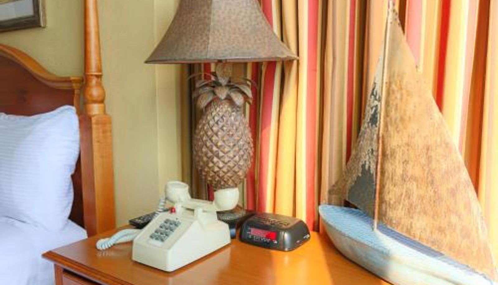Suite - Schooner II Beach and Racquet Club