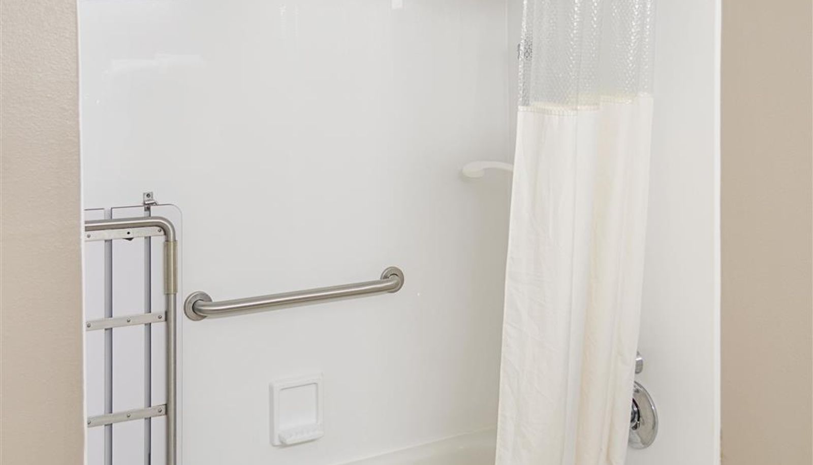 Zimmer - La Quinta Inn & Suites by Wyndham Biloxi