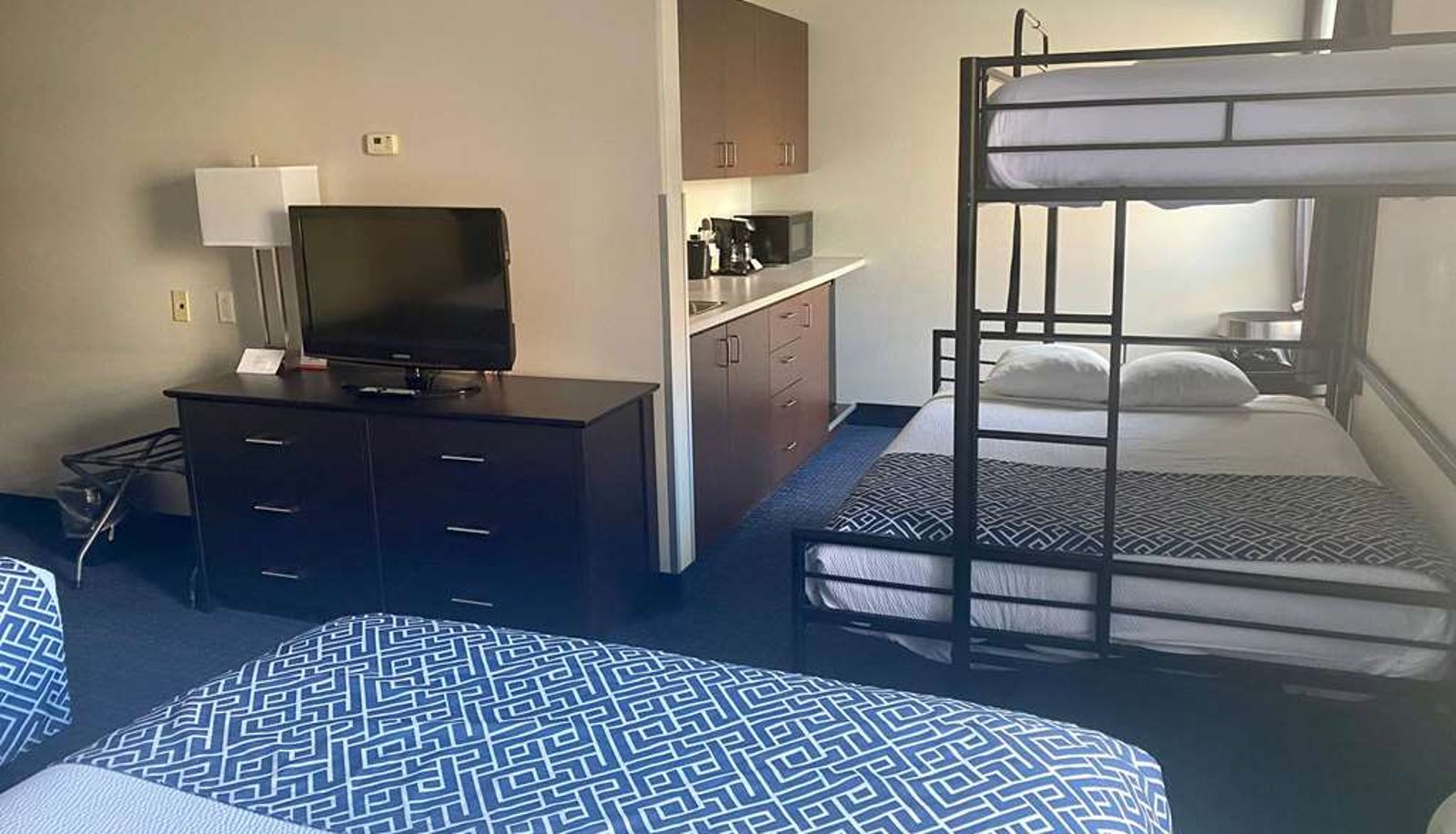 Suite - Super 8 by Wyndham Lachenaie/Terrebonne