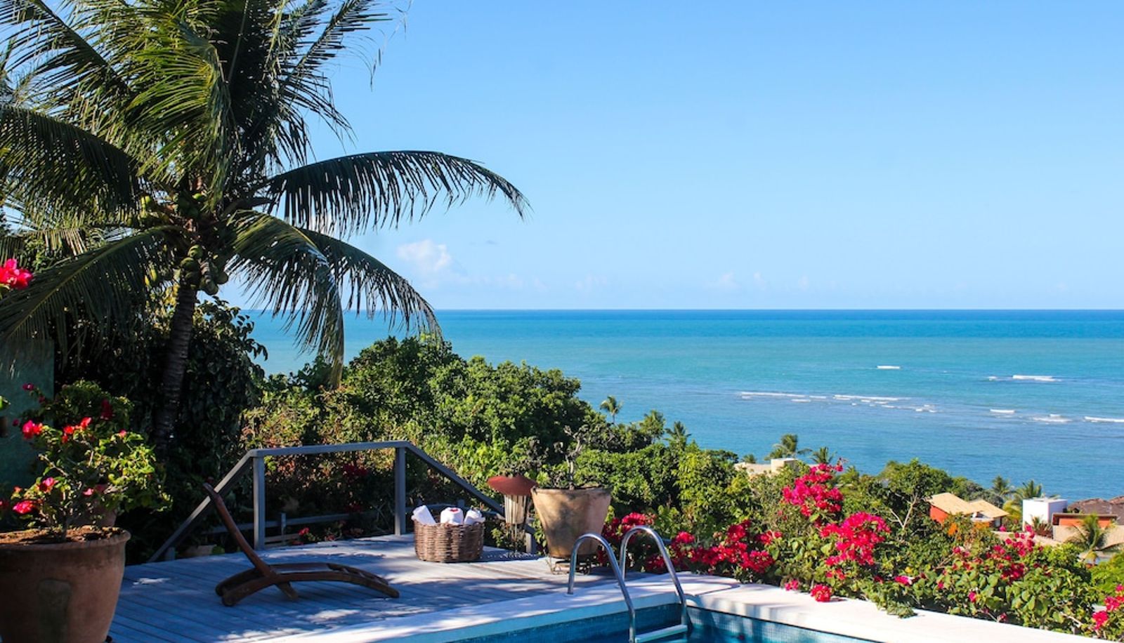 Pool - Maitei Hotel