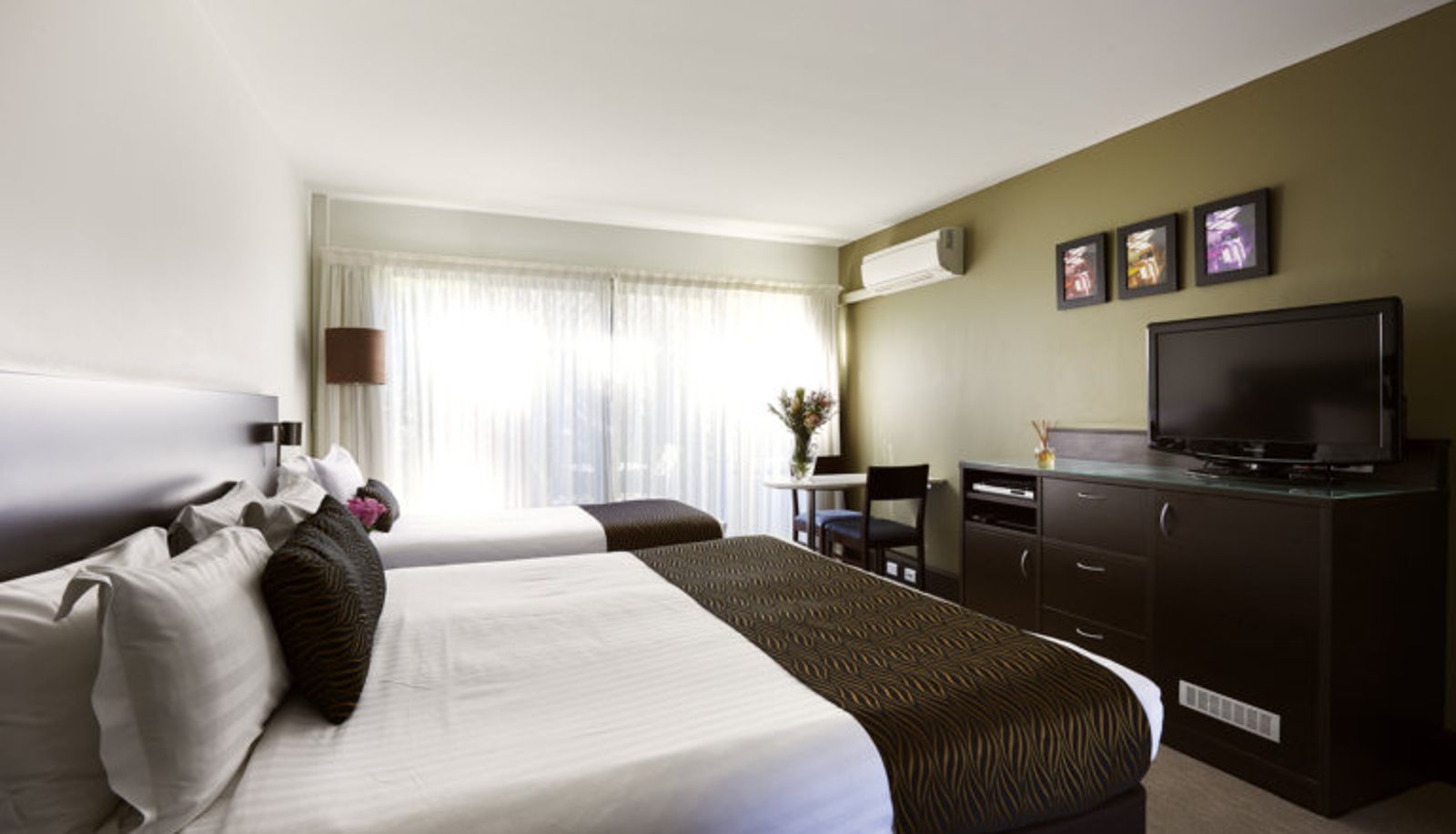 Zimmer - Station Motel Parkes