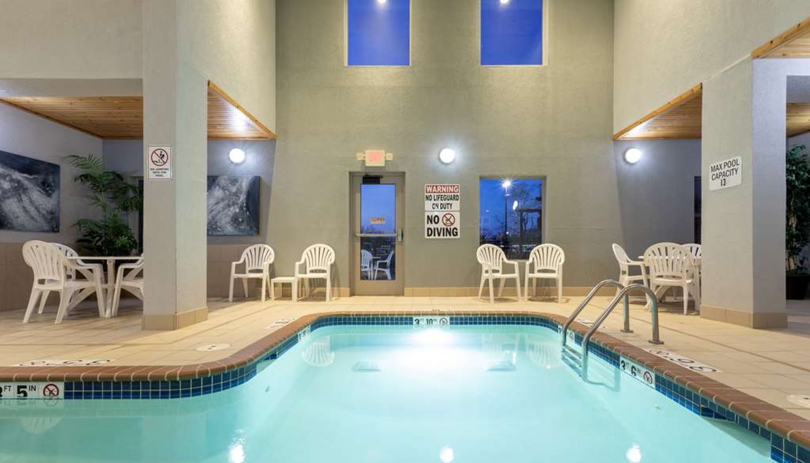 Pool - GrandStay Residential Suites Hotel Sheboygan