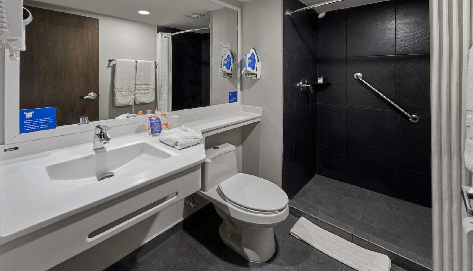 Zimmer - City Express by Marriott Queretaro