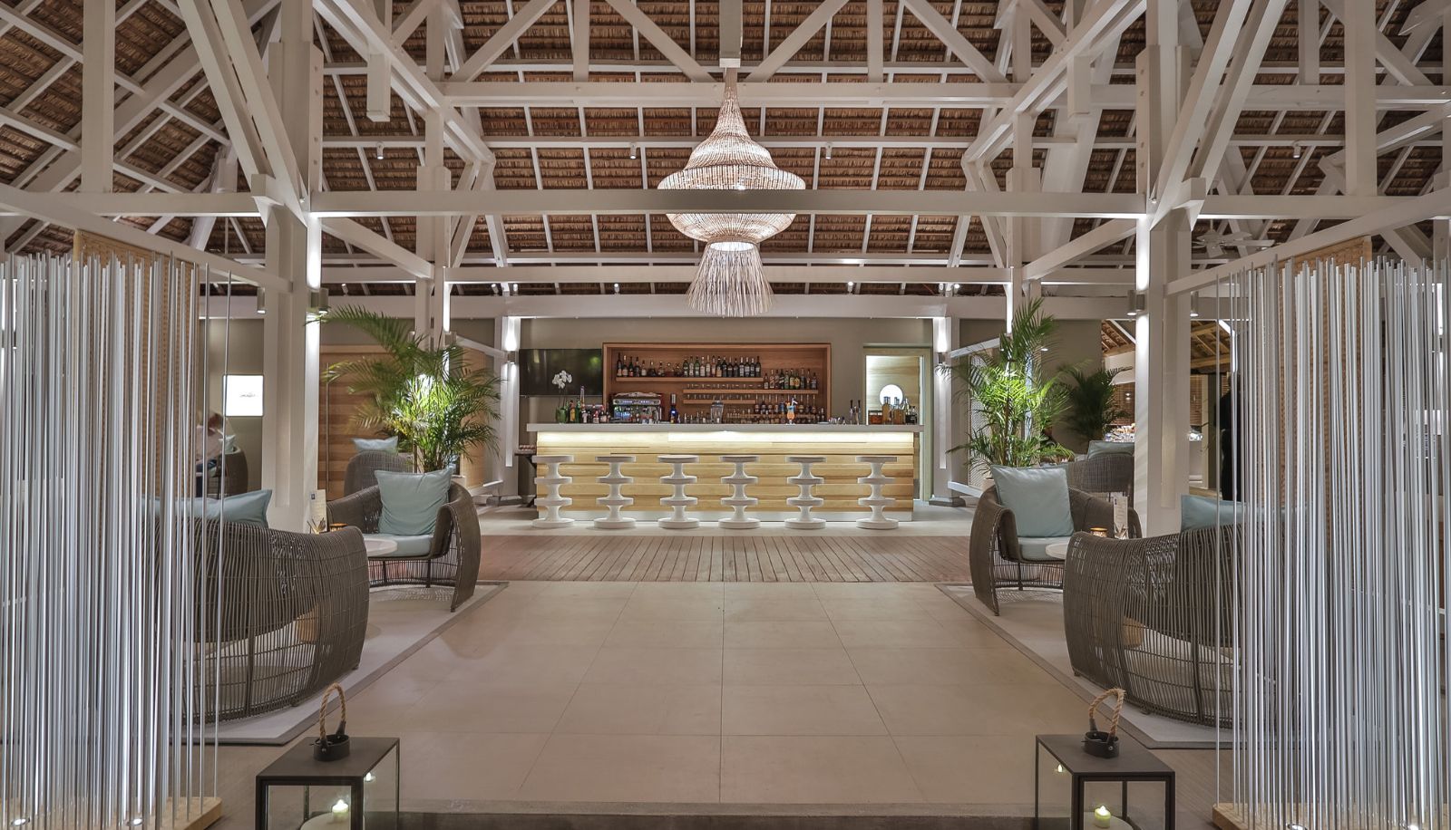 Bar - Anahita Golf   Spa Resort