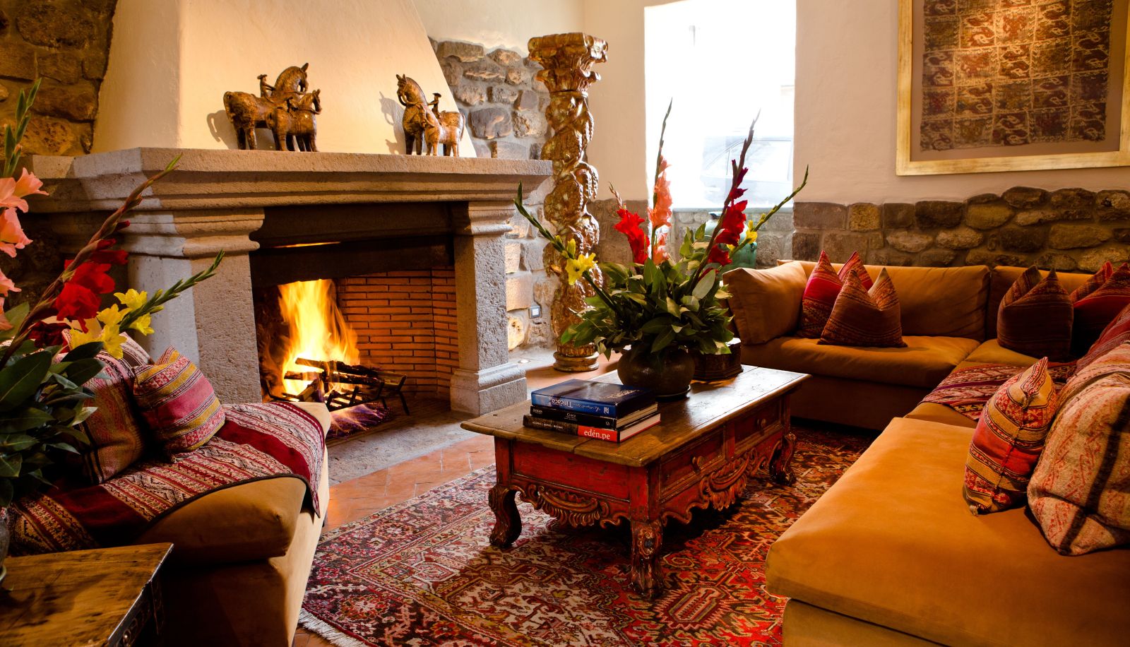 Hall - Inkaterra La Casona