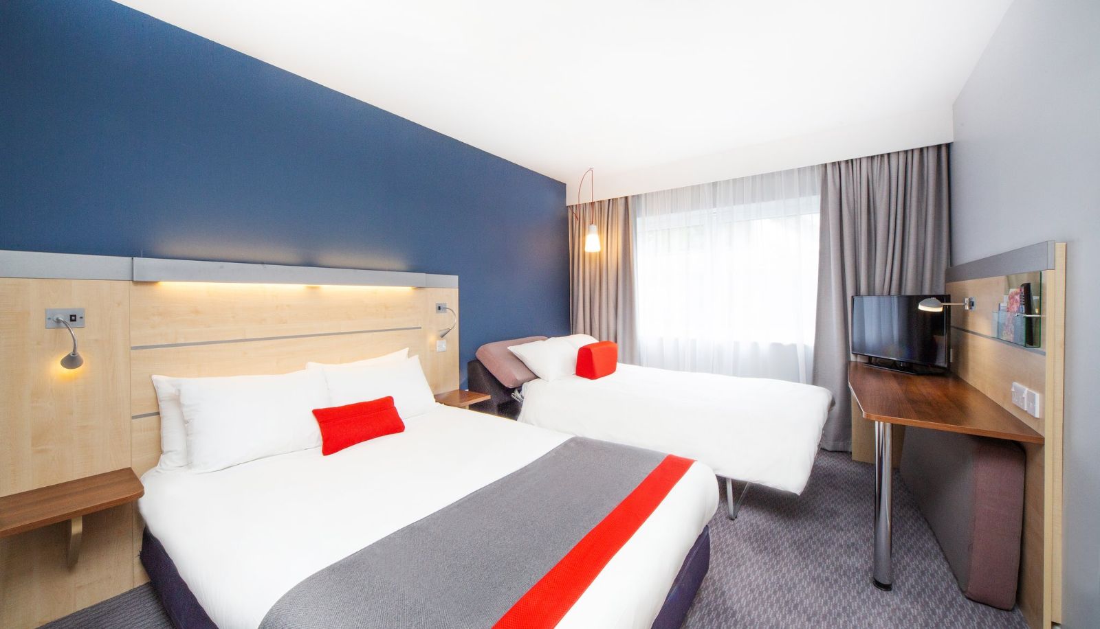 Zimmer - Holiday Inn Express FOLKESTONE - CHANNEL TUNNEL by IHG