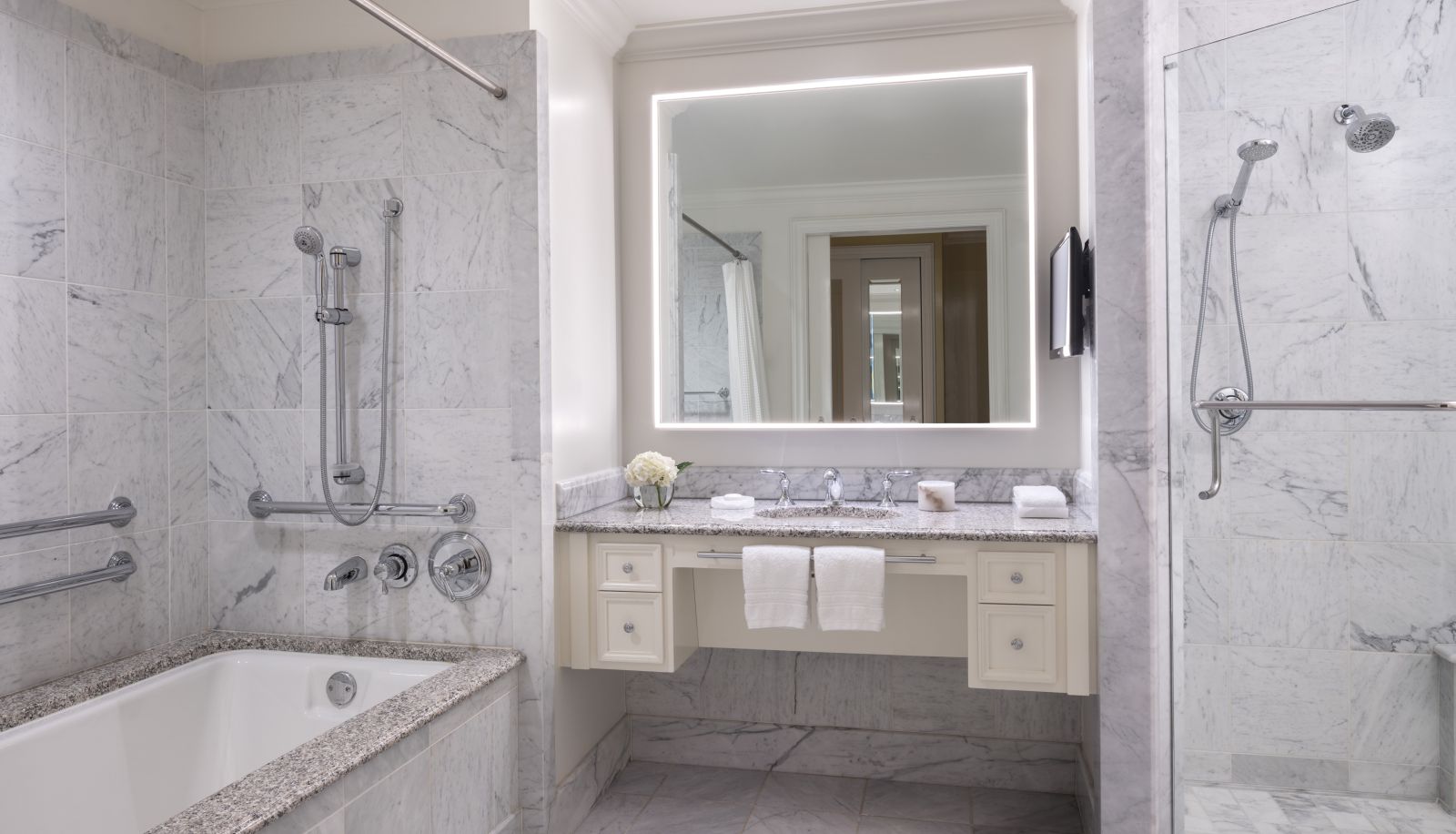 Zimmer - Four Seasons Hotel Westlake Village