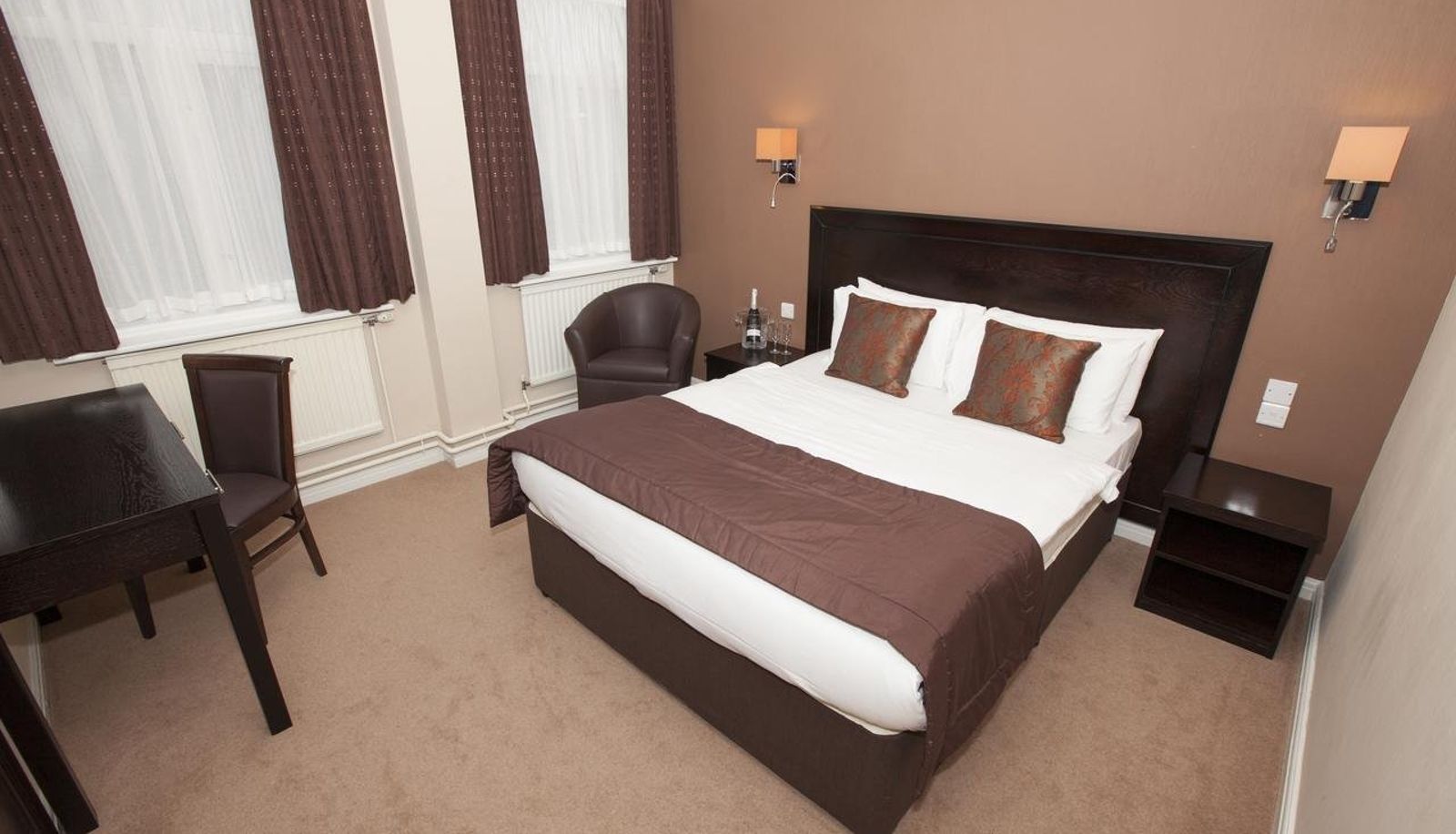 Zimmer - Dolphin SA1 Hotel