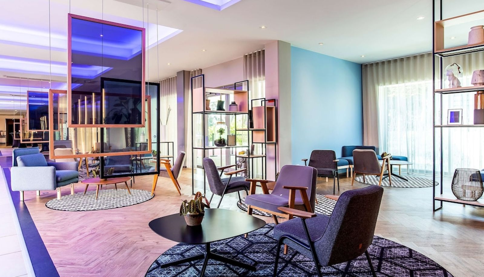 Reception - Radisson Blu Hotel Toulouse Airport Blagnac France