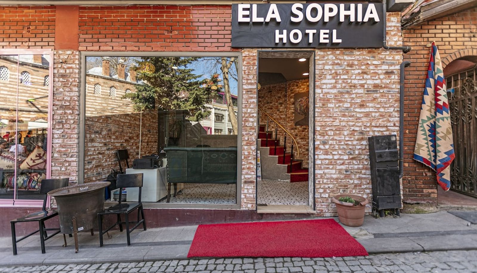 Reception - Elasophia Hotel