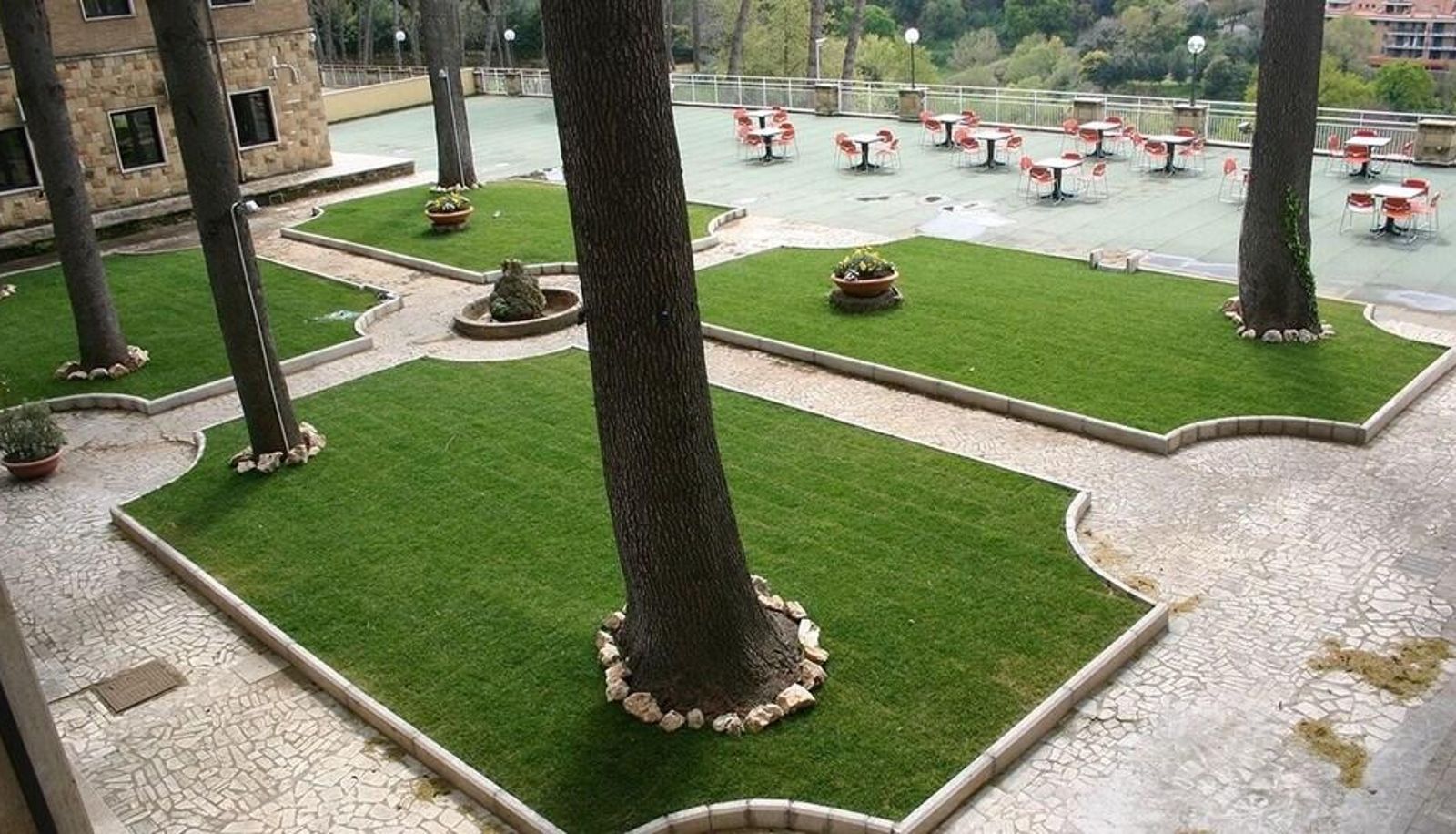 Environs - Regal Park Hotel