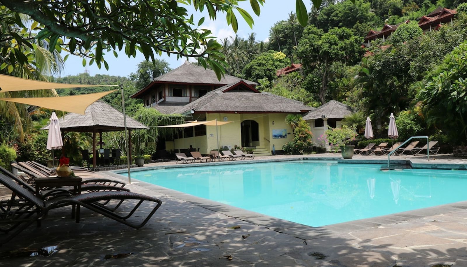 Basen - Puri Bunga Senggigi