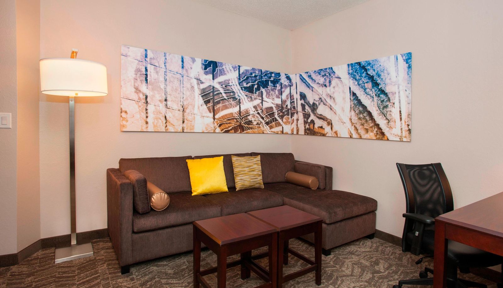 Room - SpringHill Suites by Marriott Birmingham Colonnade Grandview