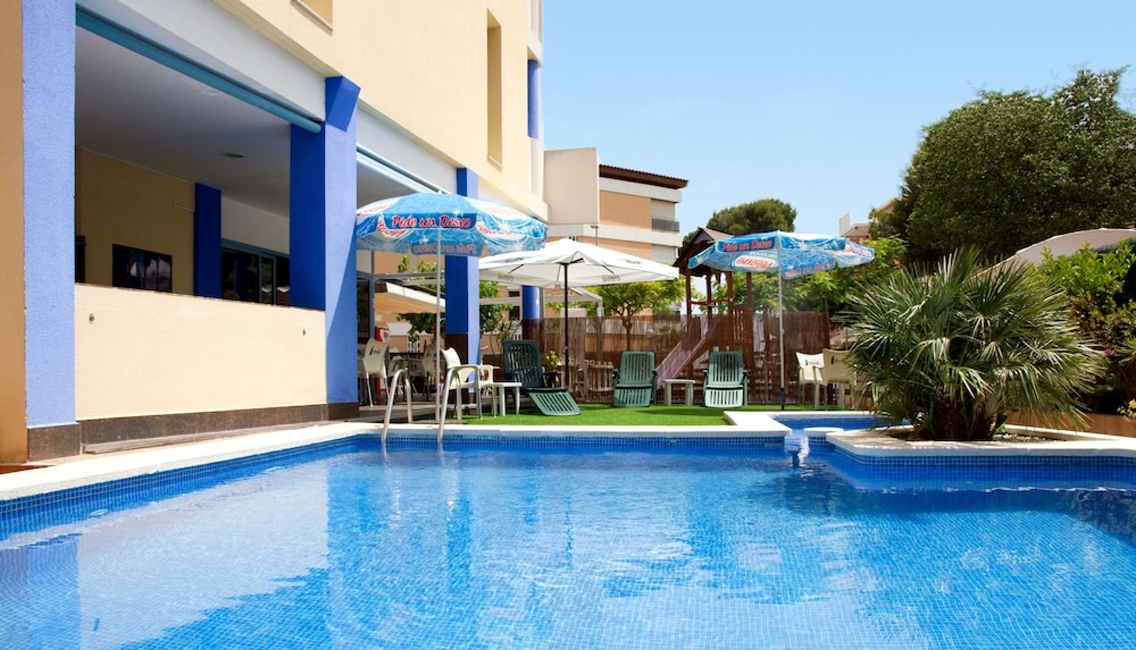 Pool - Rentalmar Costa Verde