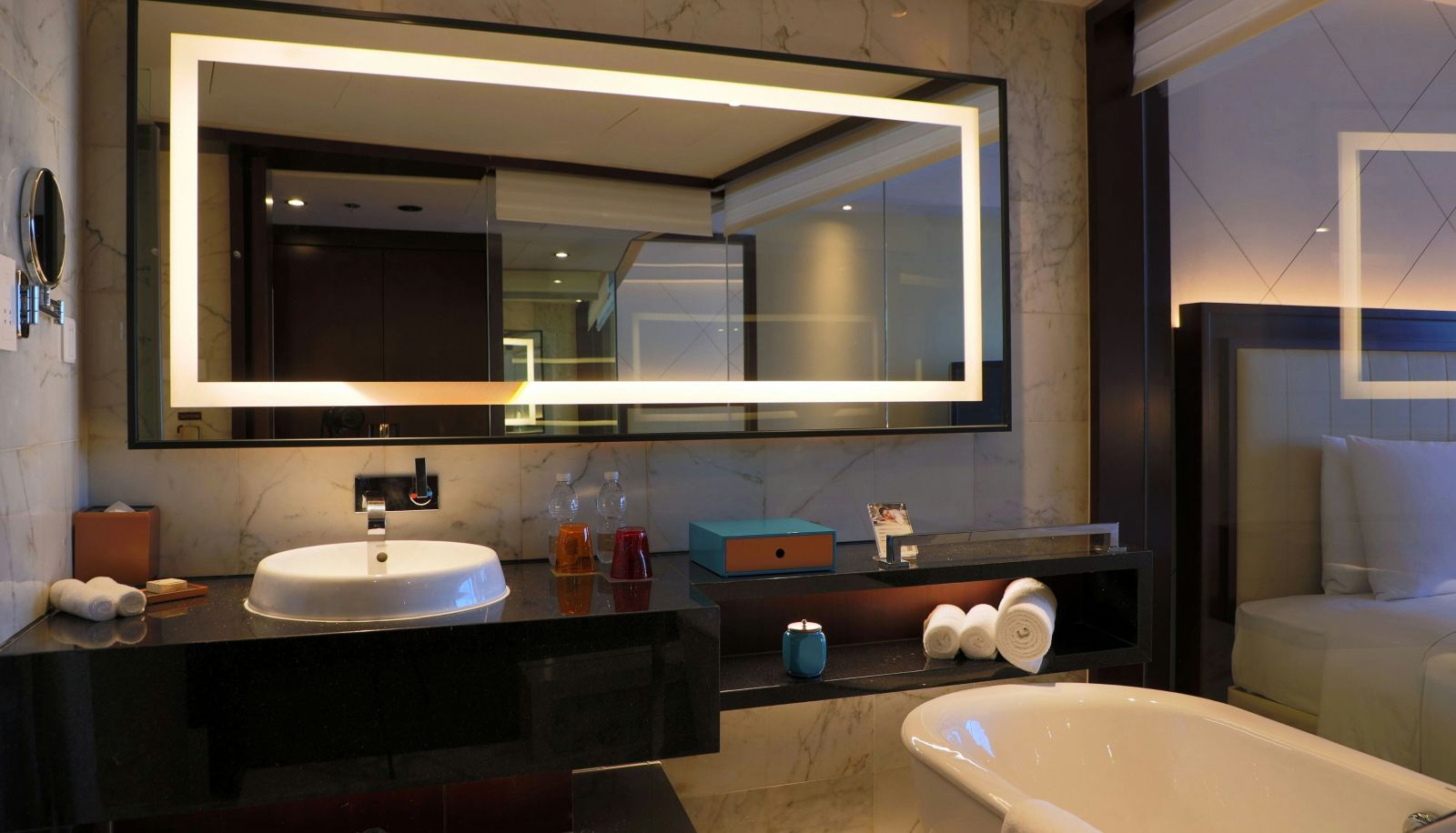 Room - Renaissance Beijing Capital Hotel