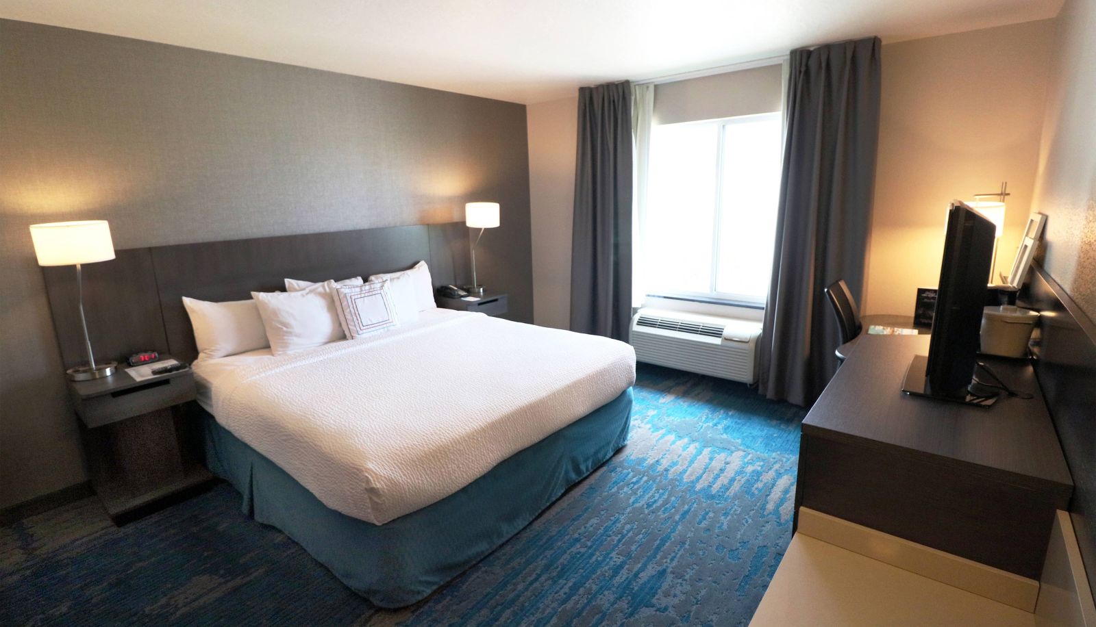 Room - Fairfield Inn and Suites by Marriott Des Moines Airport