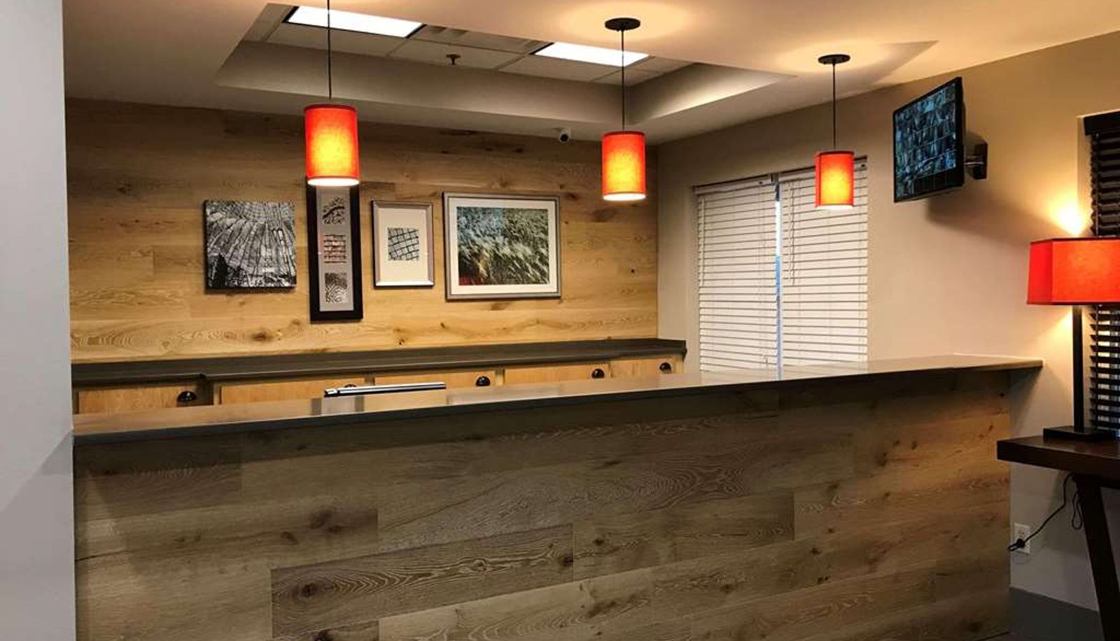 Hall - Country Inn & Suites by Radisson Emporia VA
