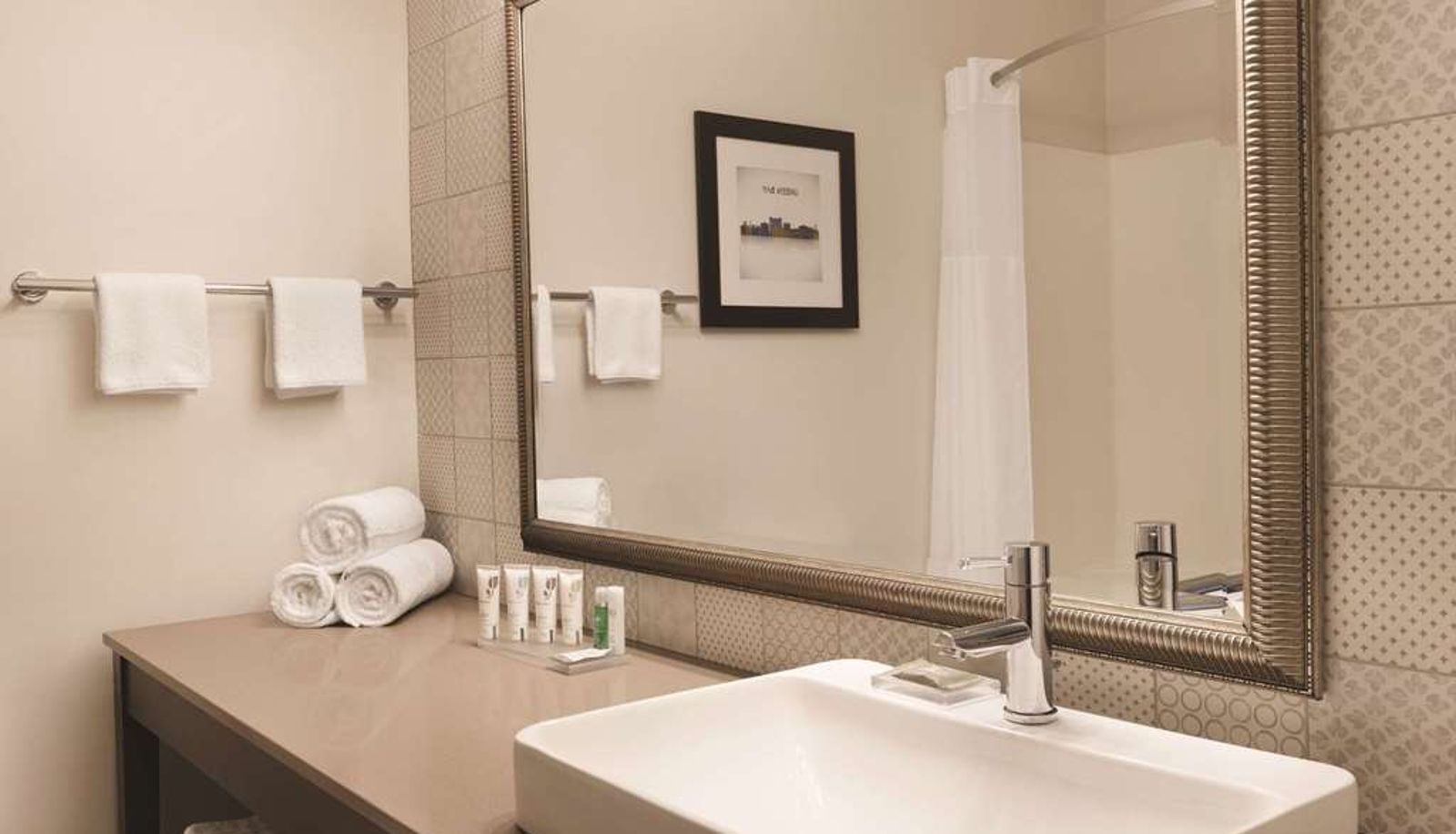 Room - Country Inn & Suites by Radisson Green Bay North