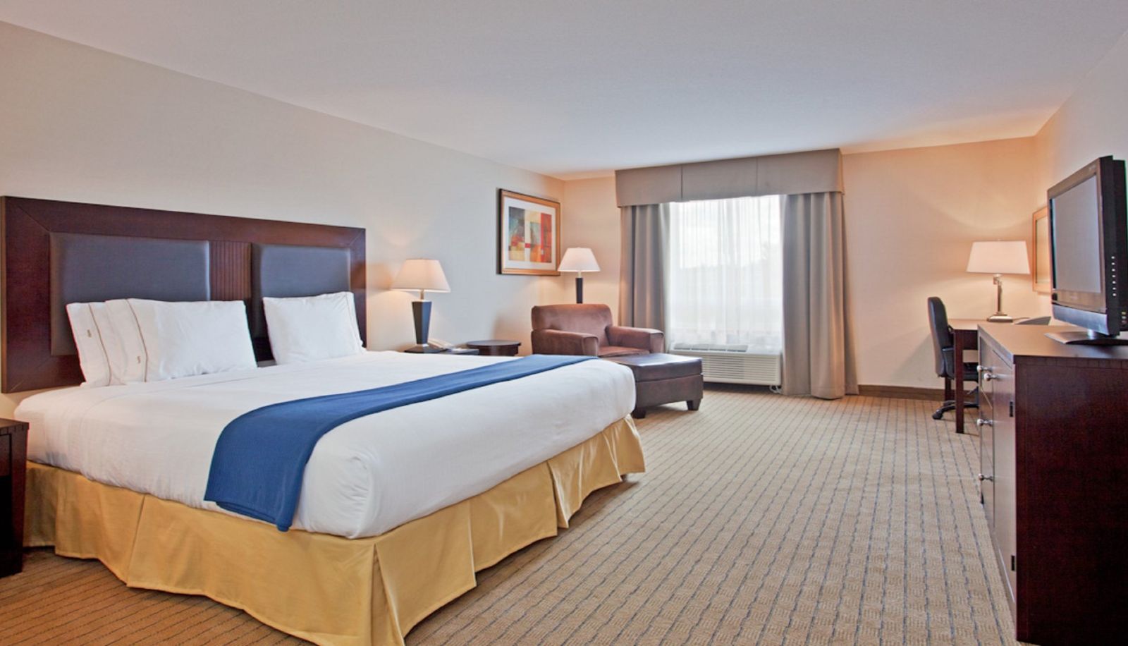 Camera - Holiday Inn Express & Suites SWIFT CURRENT by IHG
