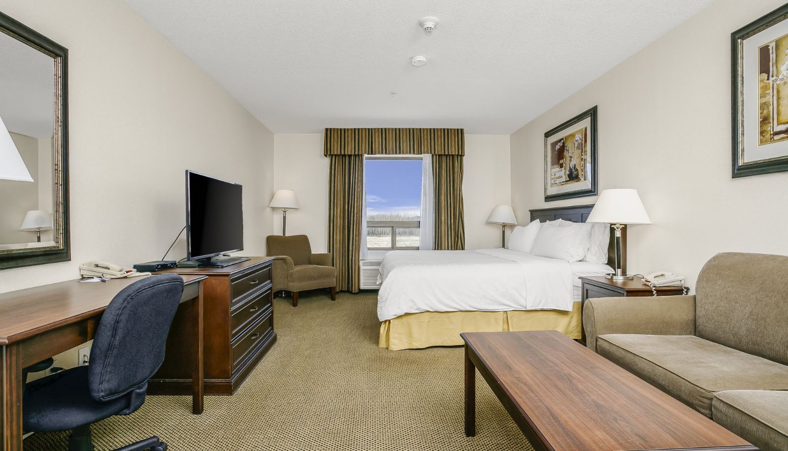 Room - Holiday Inn Express & Suites SLAVE LAKE by IHG