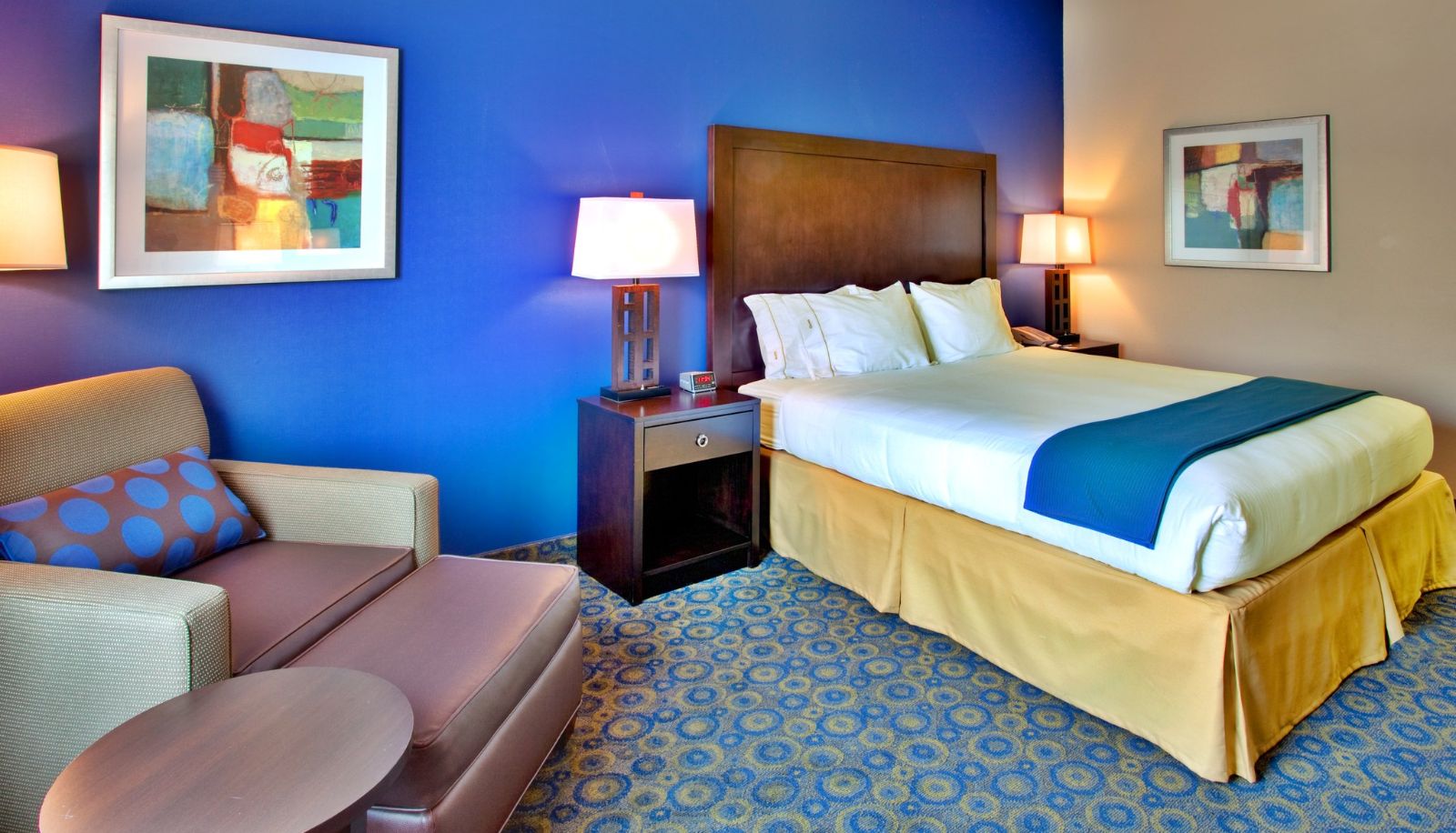 Room - Holiday Inn Express & Suites LAKE ELSINORE by IHG
