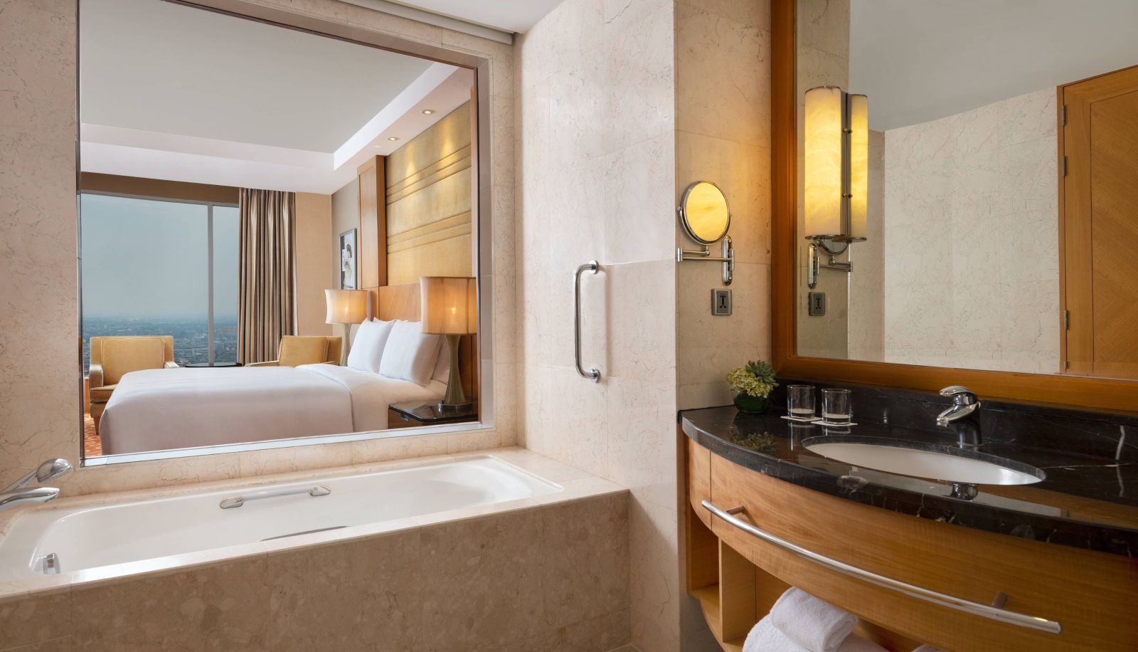 Zimmer - JW Marriott Hotel Medan