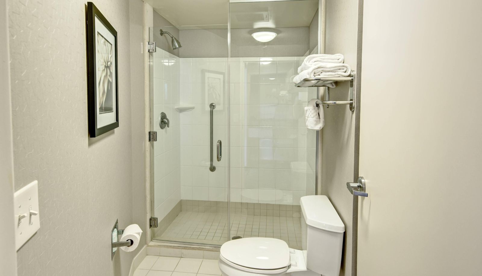 Camera - SpringHill Suites by Marriott New Bern