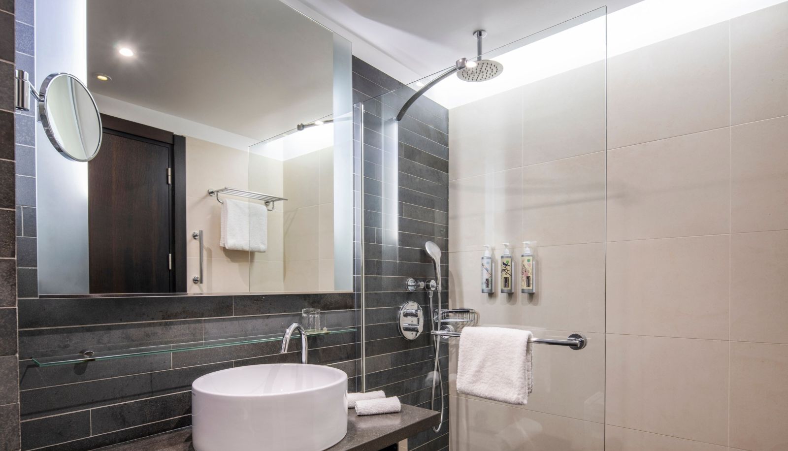 Zimmer - Renaissance Paris Arc de Triomphe Hotel