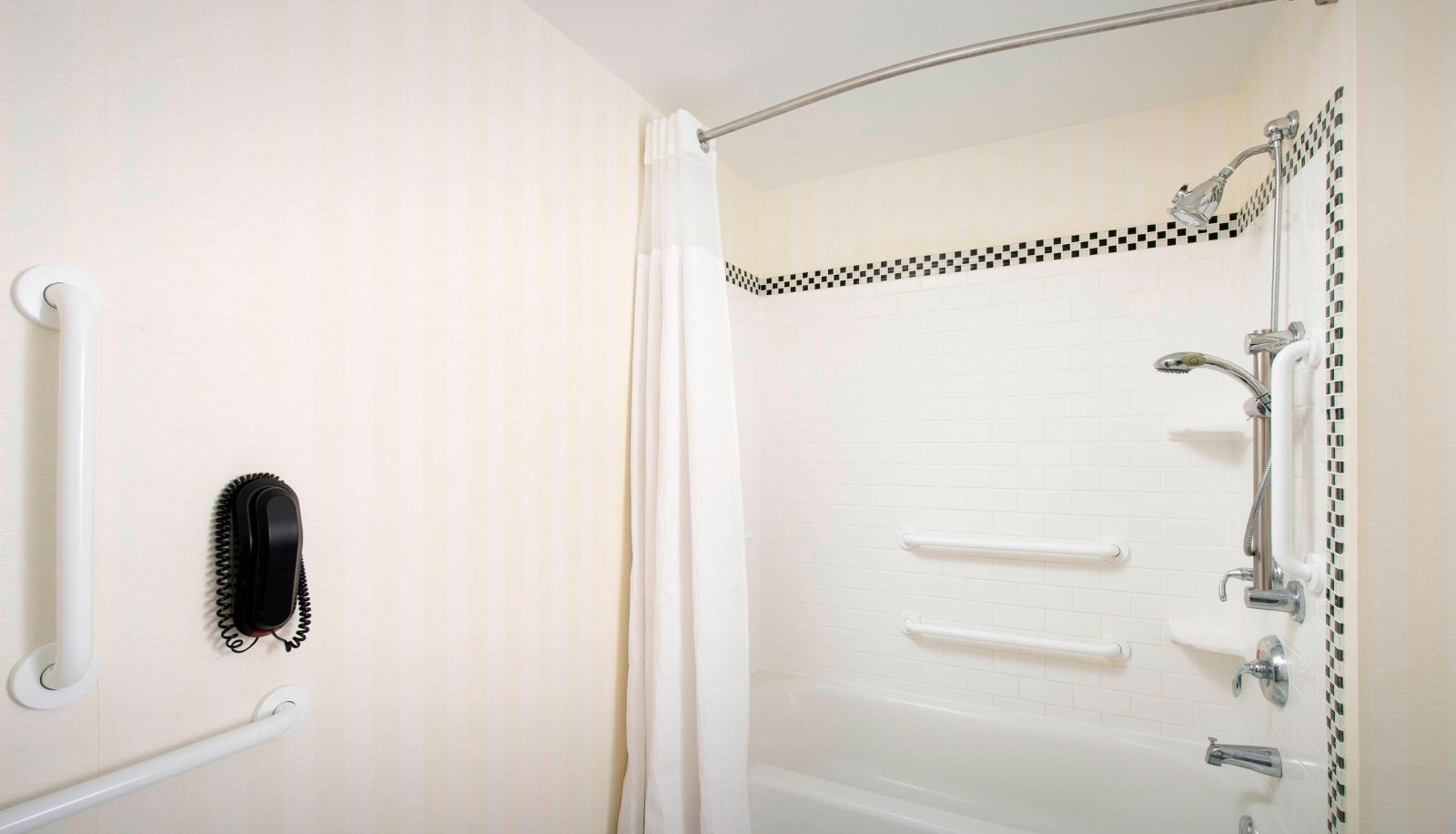Zimmer - Fairfield Inn and Suites by Marriott Miami Airport South