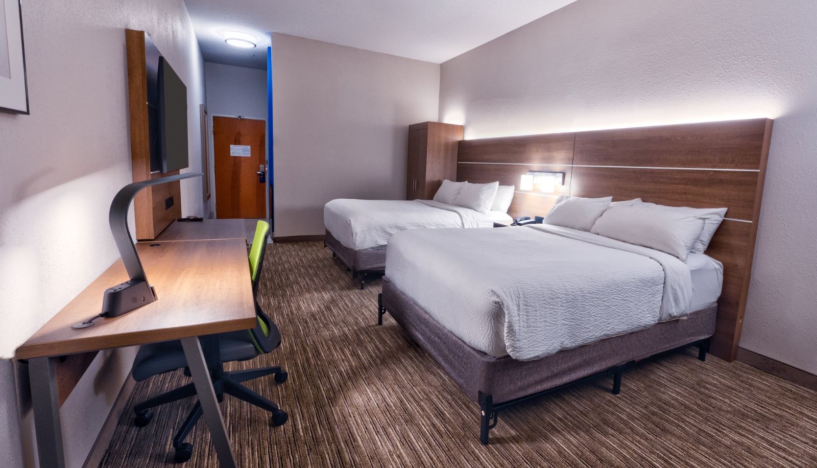 Camera - Holiday Inn Express & Suites GOSHEN by IHG