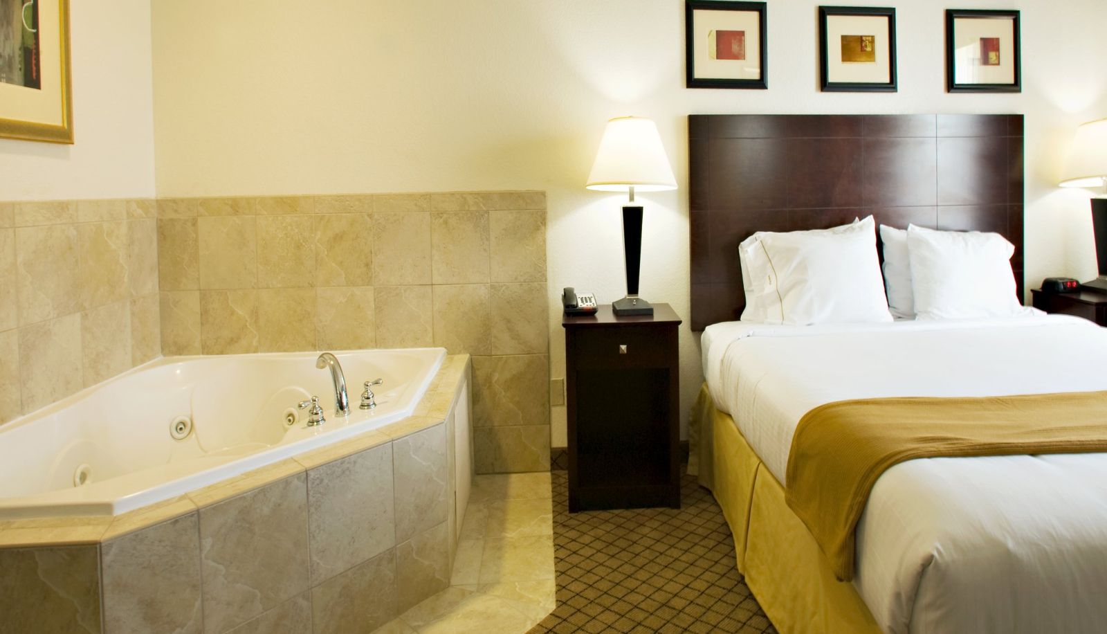 Zimmer - Holiday Inn Express & Suites CHILDRESS by IHG