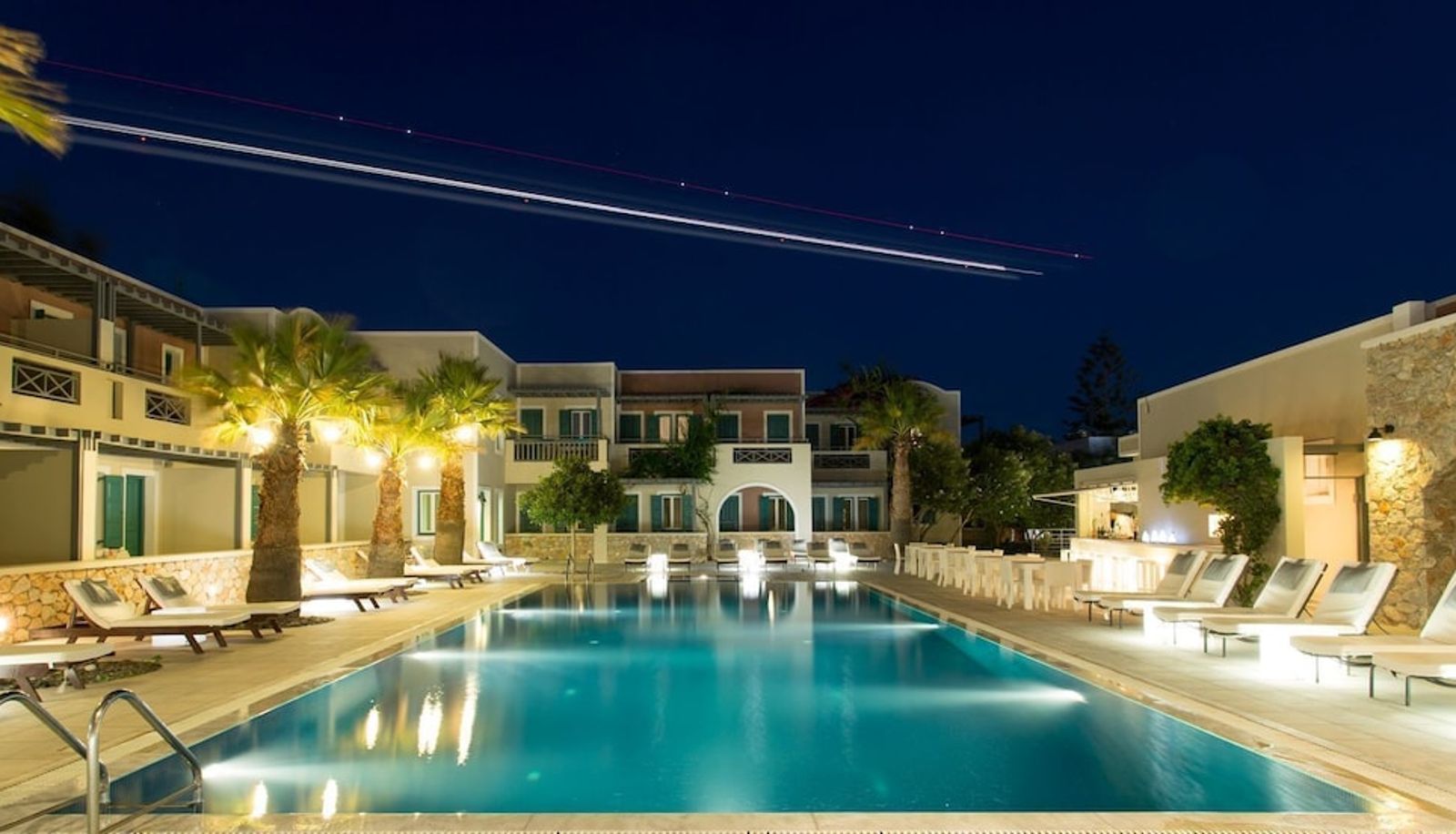 Pool - Rosebay Hotel