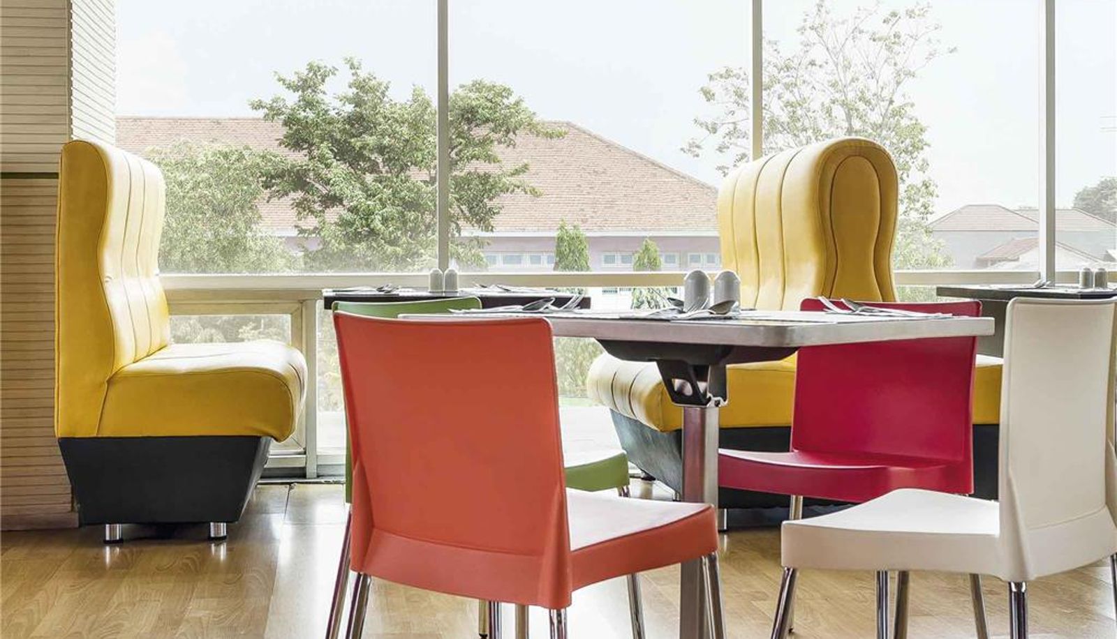 Bar - ibis Semarang Simpang Lima