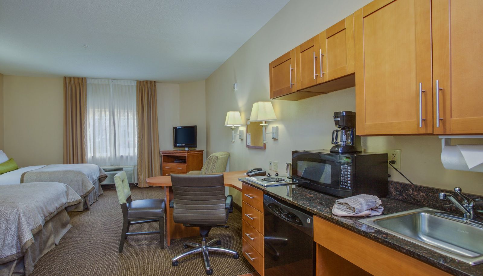 Room - Candlewood Suites RICHMOND AIRPORT by IHG