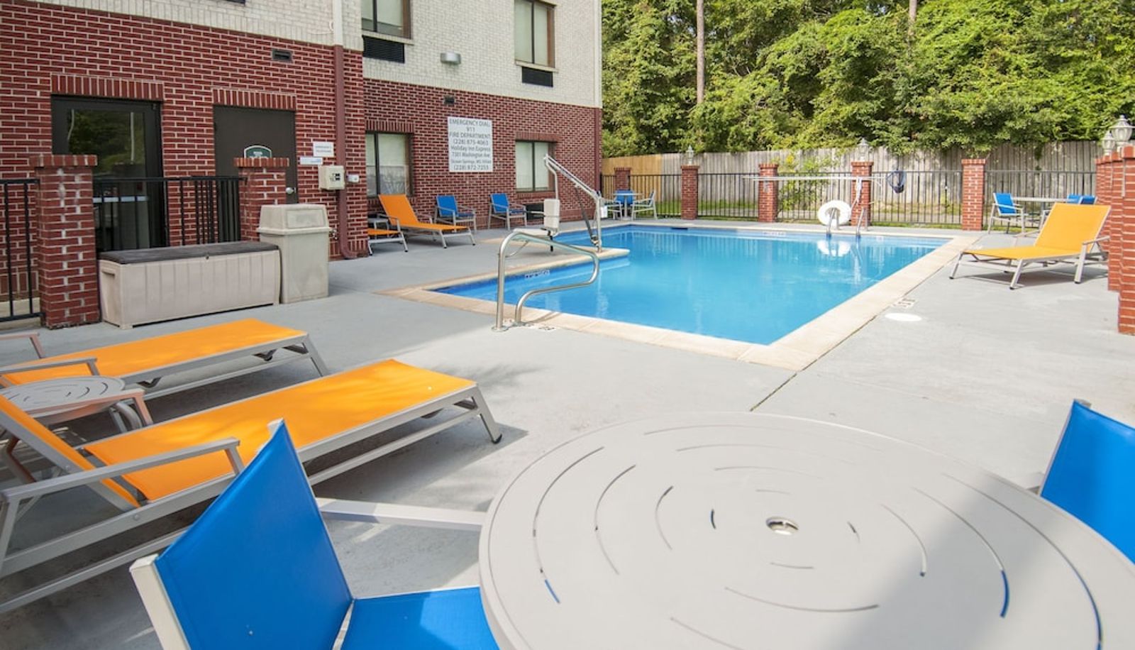 Pool - Holiday Inn Express & Suites BILOXI- OCEAN SPRINGS by IHG