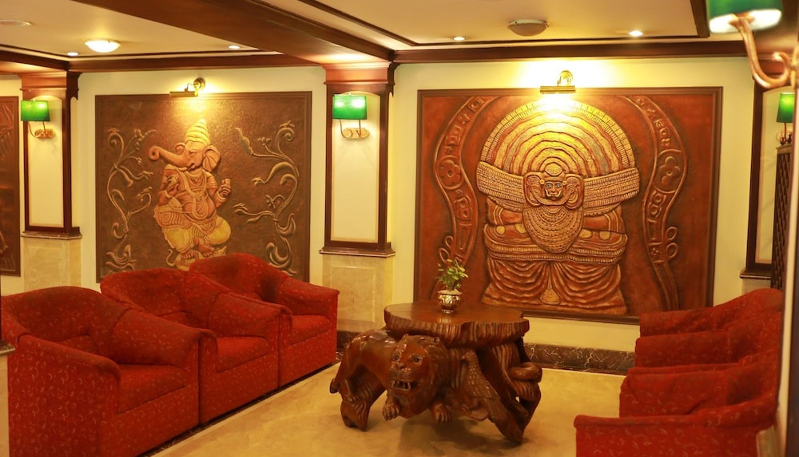 Hall - Eastend Munnar