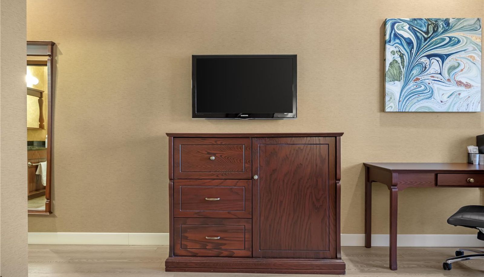 Zimmer - Best Western Plus Fredericton Hotel & Suites