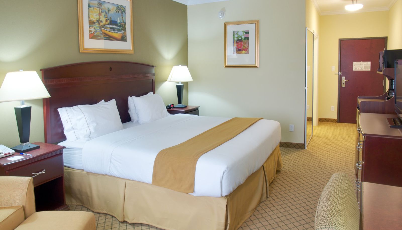 Zimmer - Holiday Inn Express & Suites WINNIE by IHG