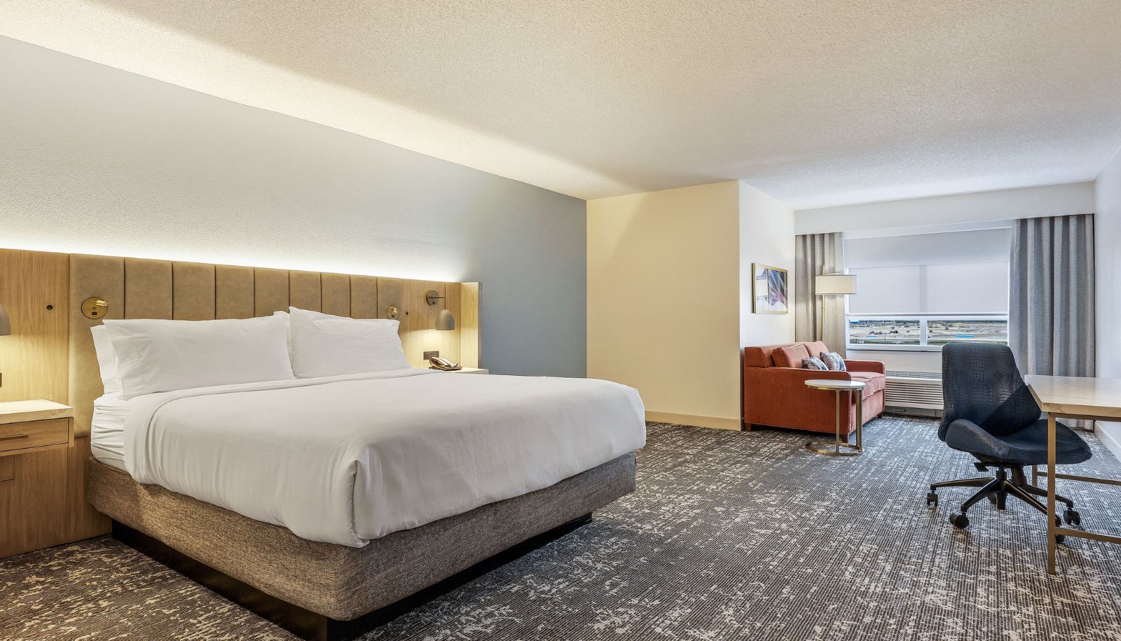 Room - Crowne Plaza FT. MYERS GULF COAST by IHG