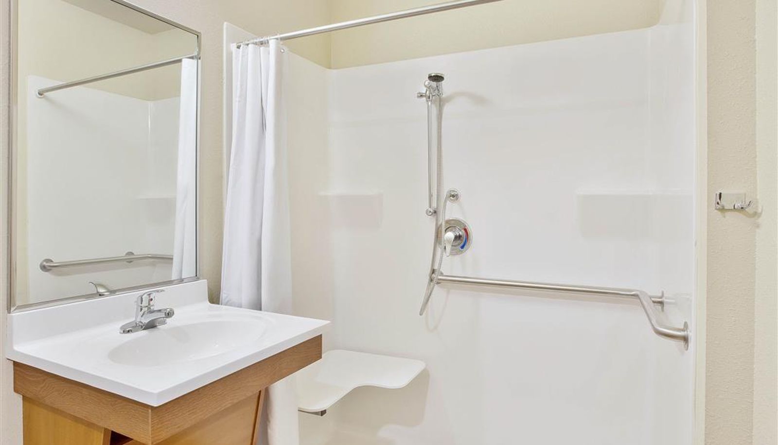 Zimmer - WoodSpring Suites Houston I-10 West